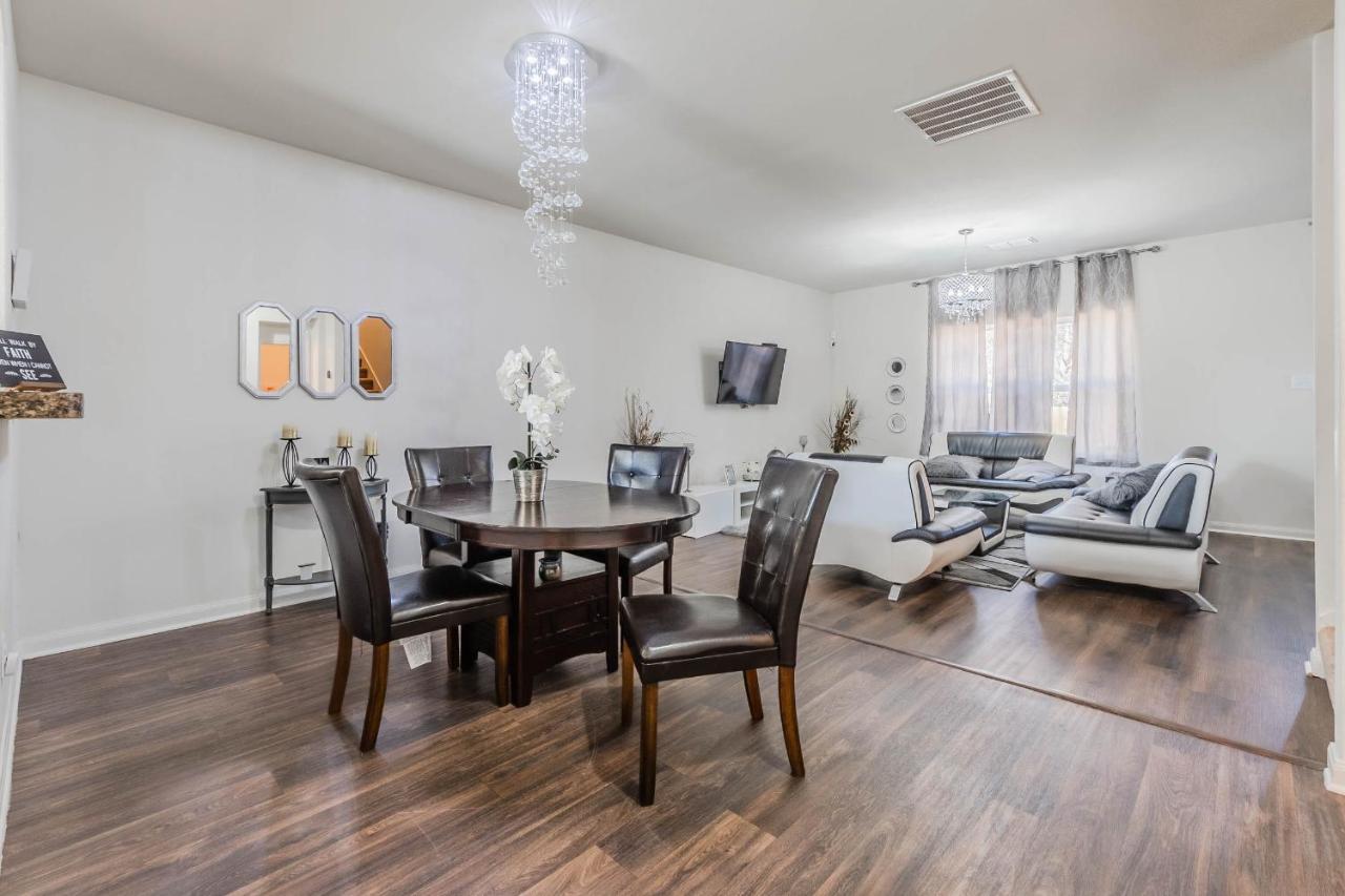 Luxury 5Br Dallas Retreat With Business Amenities - Perfect For Business Travelers, Families & Groups Екстериор снимка