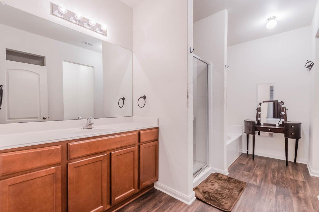 Luxury 5Br Dallas Retreat With Business Amenities - Perfect For Business Travelers, Families & Groups Екстериор снимка