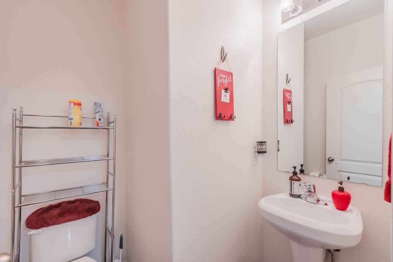Luxury 5Br Dallas Retreat With Business Amenities - Perfect For Business Travelers, Families & Groups Екстериор снимка
