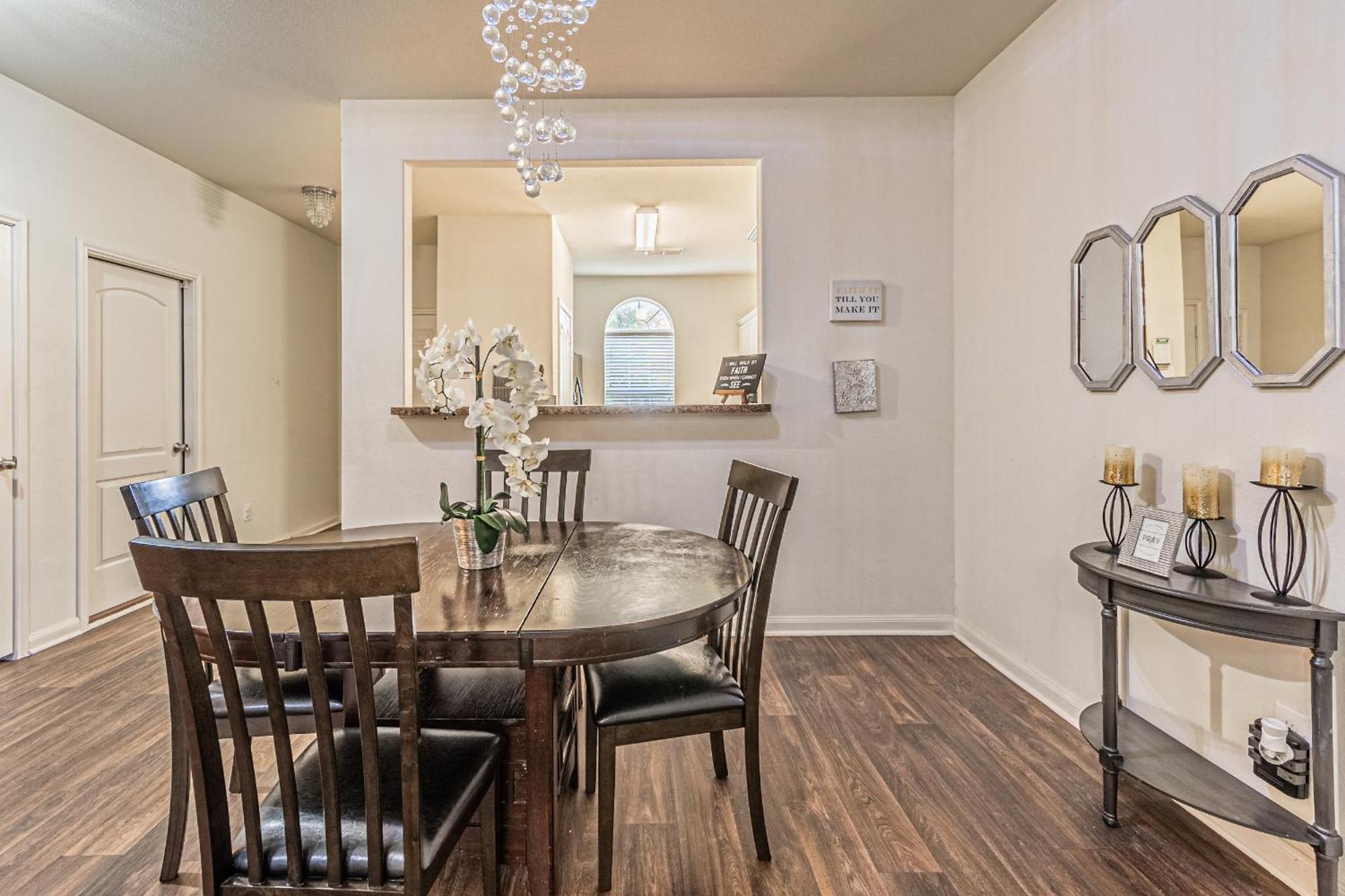 Luxury 5Br Dallas Retreat With Business Amenities - Perfect For Business Travelers, Families & Groups Екстериор снимка