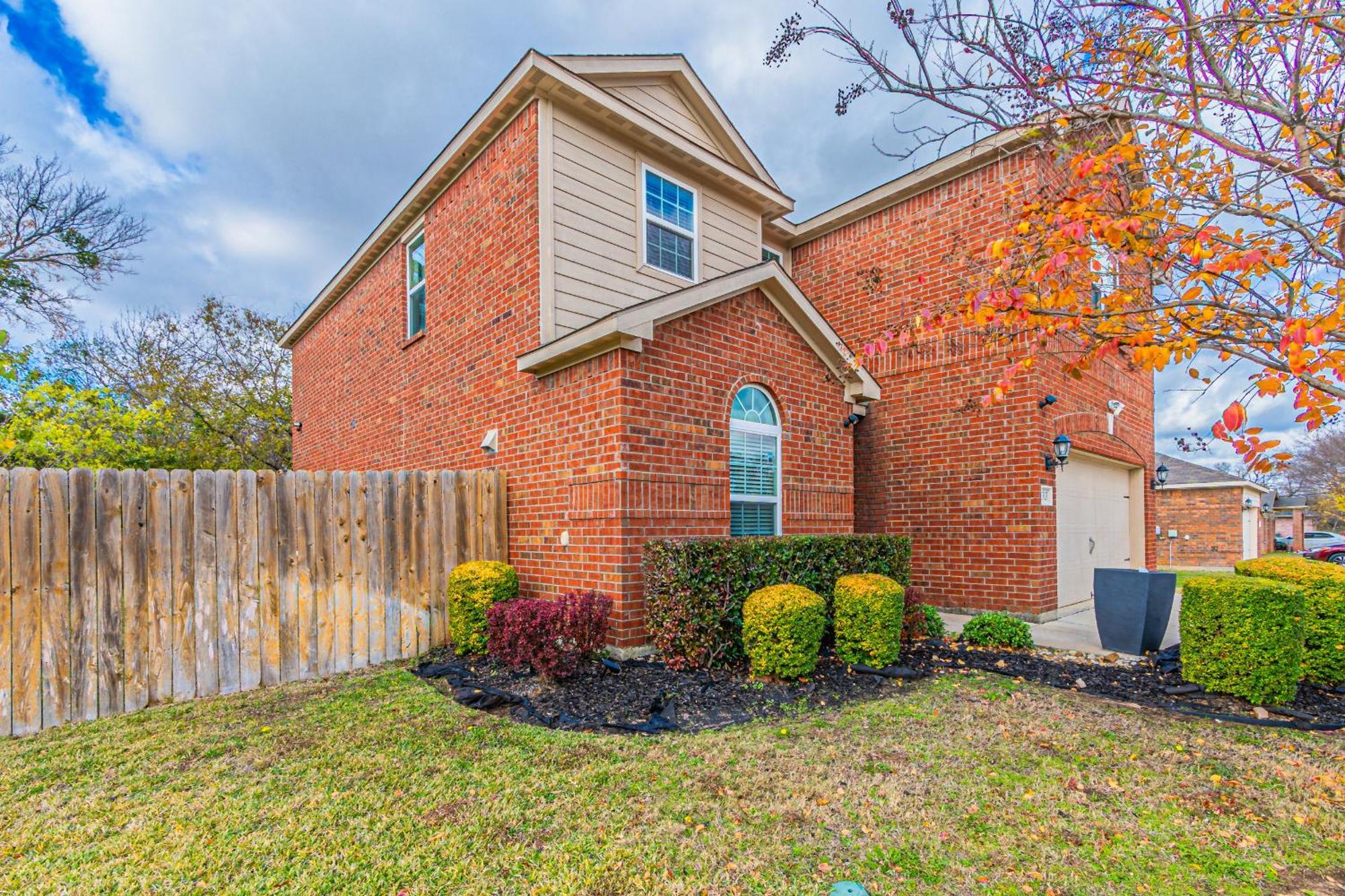 Luxury 5Br Dallas Retreat With Business Amenities - Perfect For Business Travelers, Families & Groups Екстериор снимка