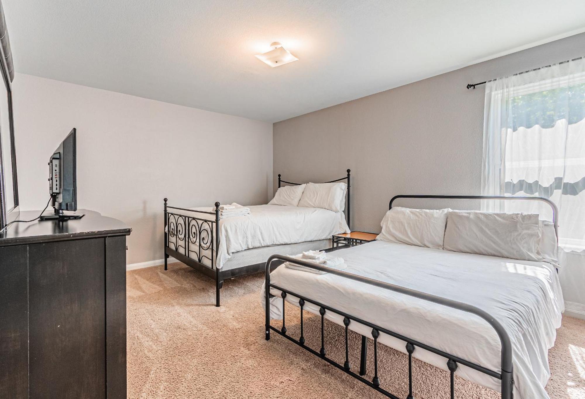 Luxury 5Br Dallas Retreat With Business Amenities - Perfect For Business Travelers, Families & Groups Екстериор снимка