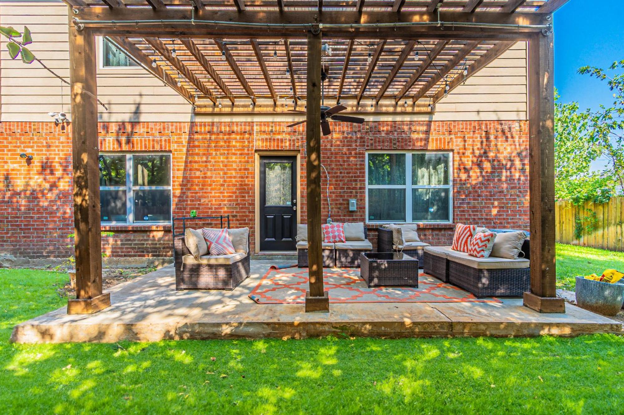 Luxury 5Br Dallas Retreat With Business Amenities - Perfect For Business Travelers, Families & Groups Екстериор снимка
